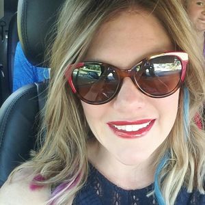 Meet your Posher, Landi